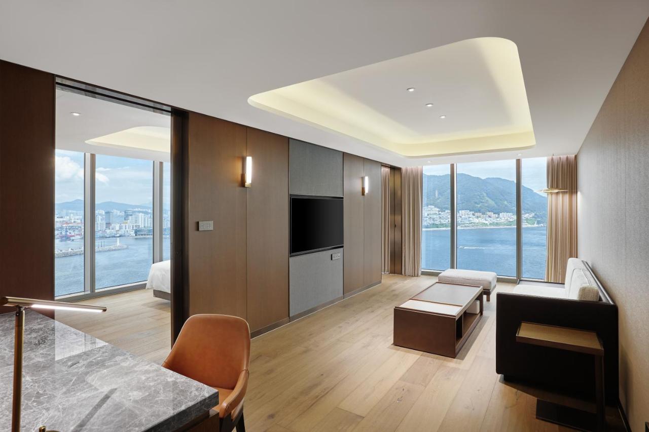 Wyndham Grand Busan Exterior foto